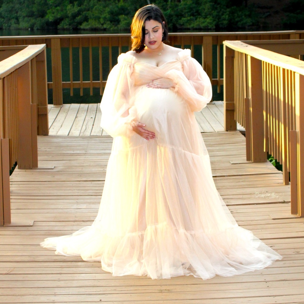 Maternity gown
